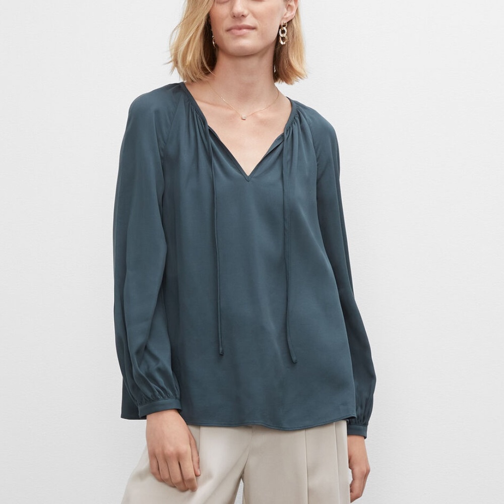 Tie Neck Swing Top - New With Tags - NEVER WORN - Green